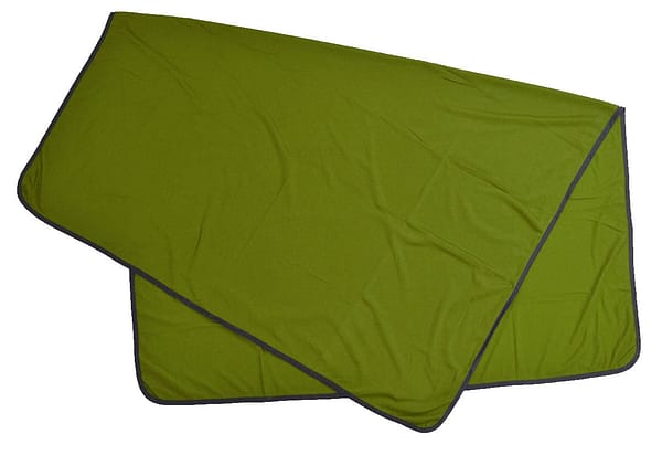blanket green 002