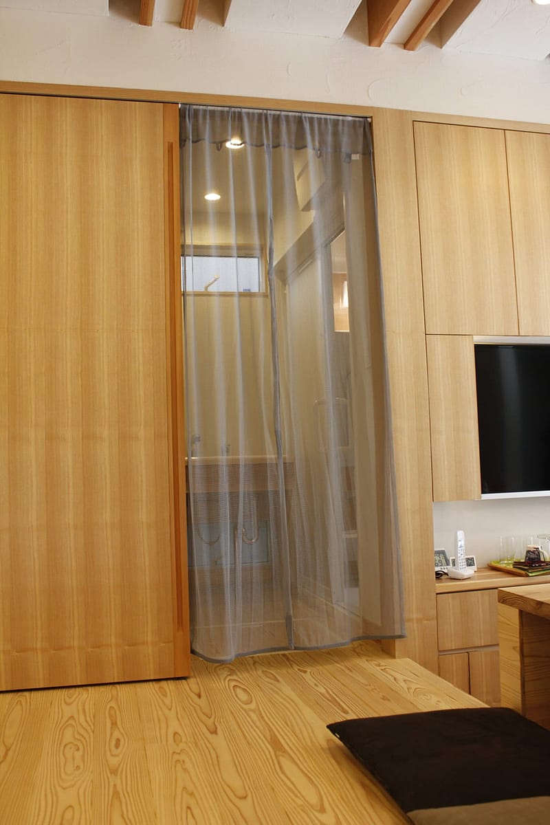 chc3_eda398e3-bc15-49f8-94e3-aaa24a6d7a75_2048x Harusa Guard Insect Repellent Entrance Curtain - Insect Repellent Treated (Set of 2)